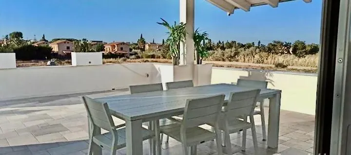 Green Village House Carini 0*,